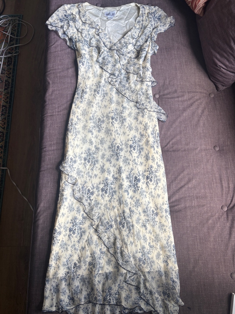 Vintage 100% silk Robbie Bee Cream Maxi Dress with Blue Floral Print